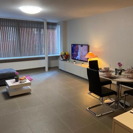 Moderne Appartement Aan Zee Oostende Bagian luar foto