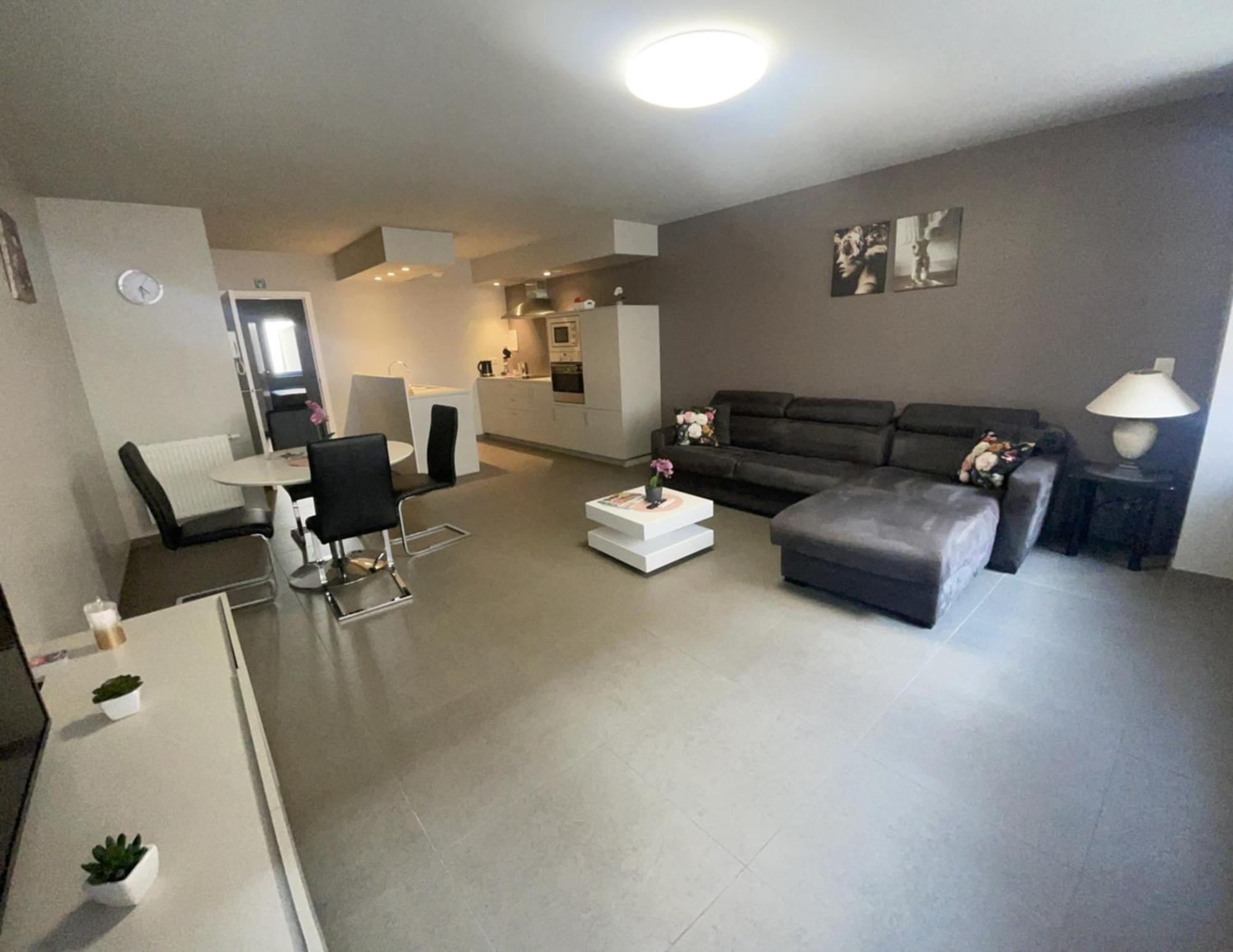 Moderne Appartement Aan Zee Oostende Bagian luar foto